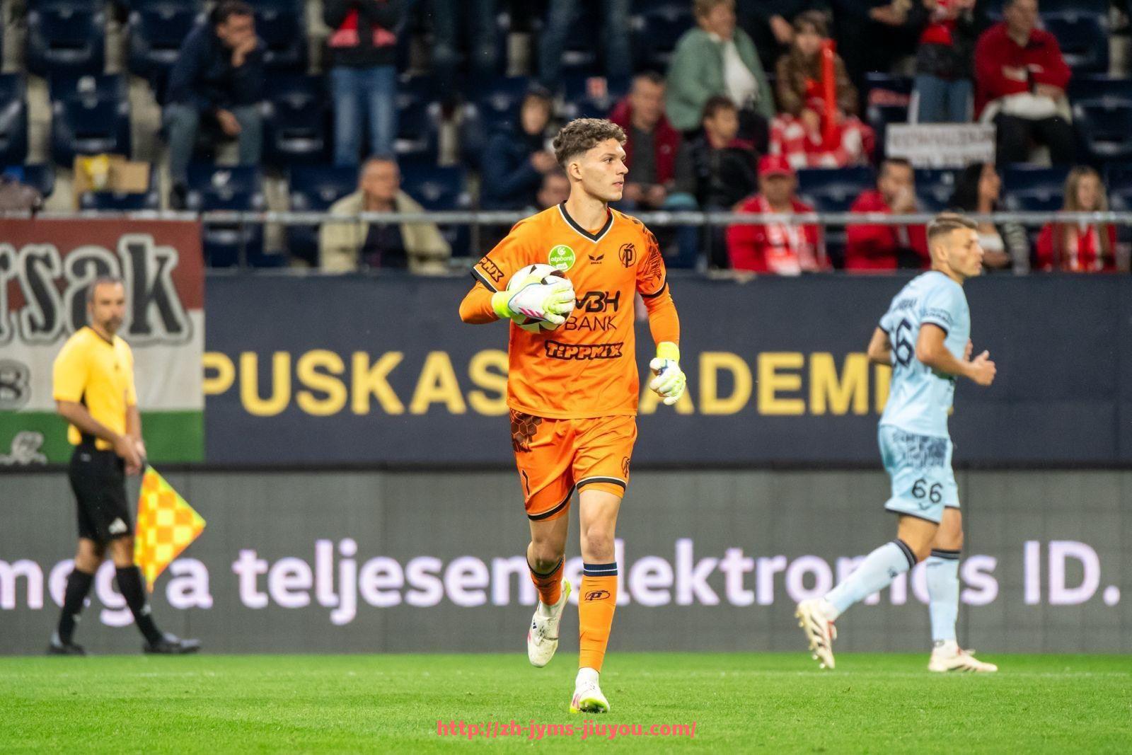 九游jiuyou-CBA与足球球员收入差距有多大？