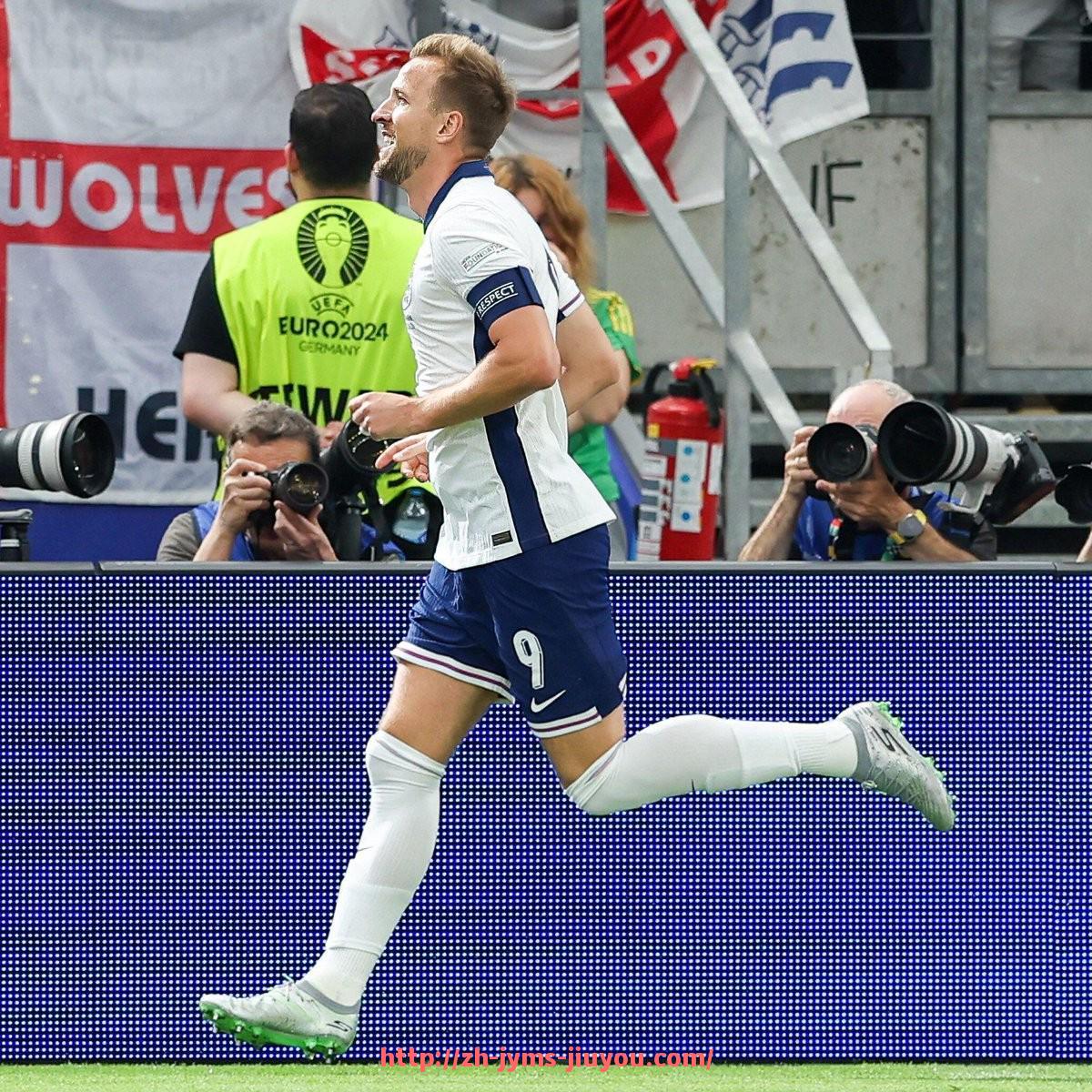 九游jiuyou-法甲外援竞技表现分析及其对球队整体实力提升的作用