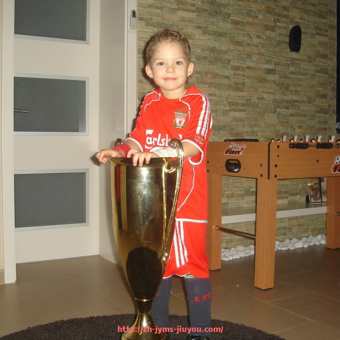 九游jiuyou-世俱杯媒体中心功能分区优化方案及服务体验全面升级